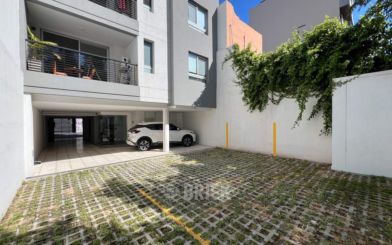 BOGOTA al 1600 Piso PB Nº 2 3