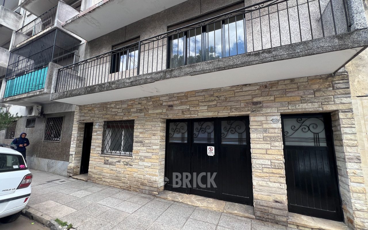 CHILE al 2500 Piso PB 1