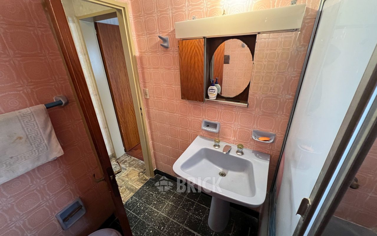 CHILE al 2500 Piso PB 22