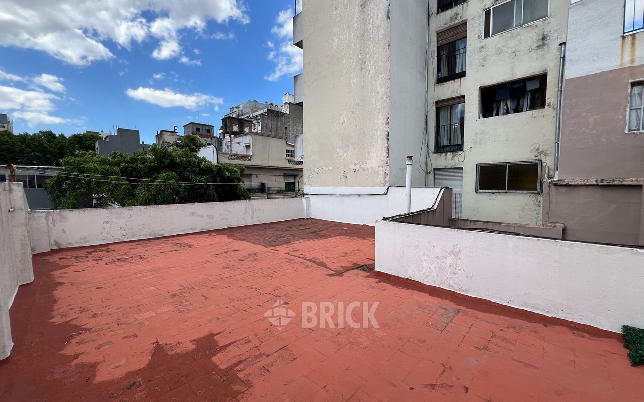 CHILE al 2500 Piso PB 26