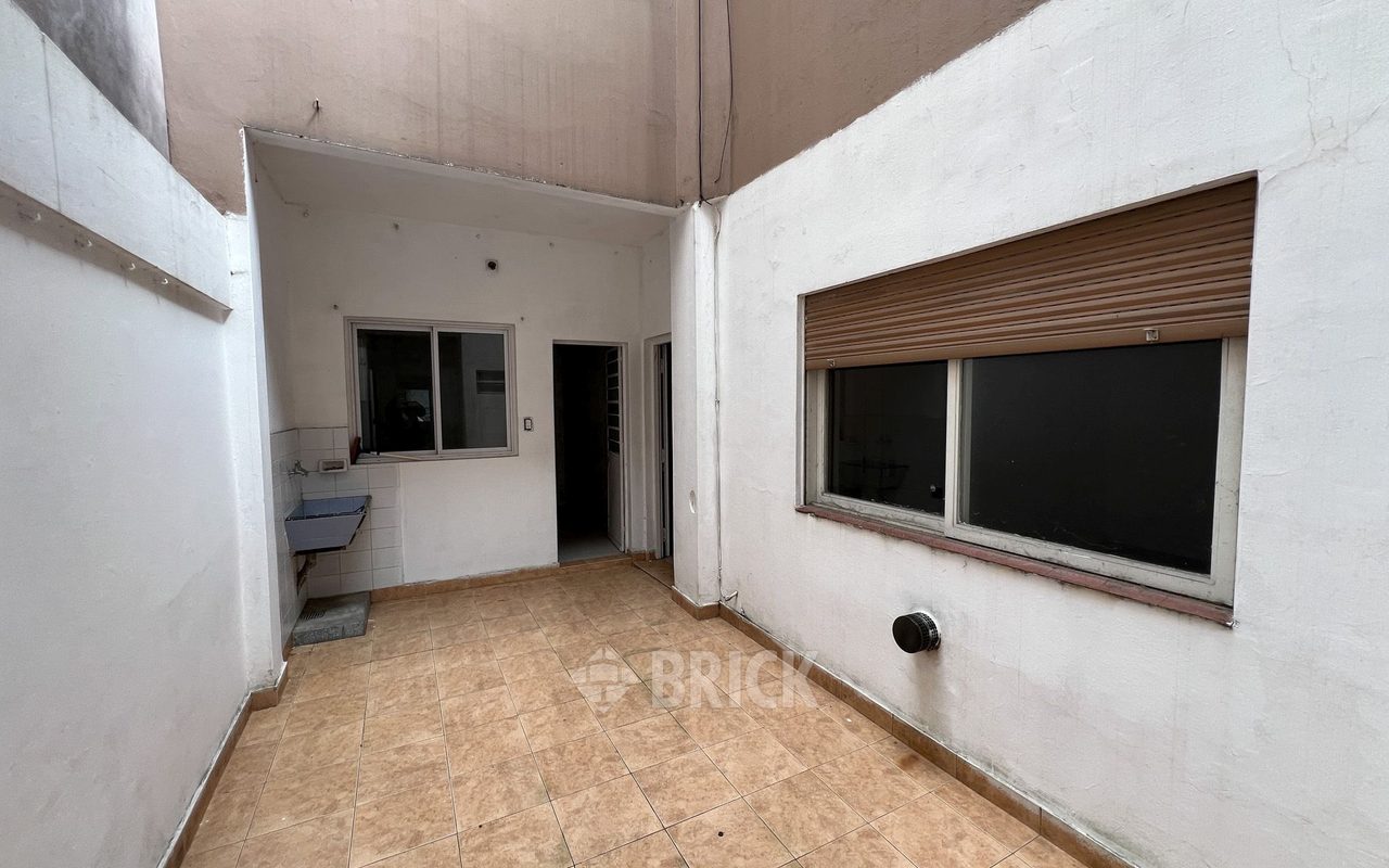 CHILE al 2500 Piso PB 28