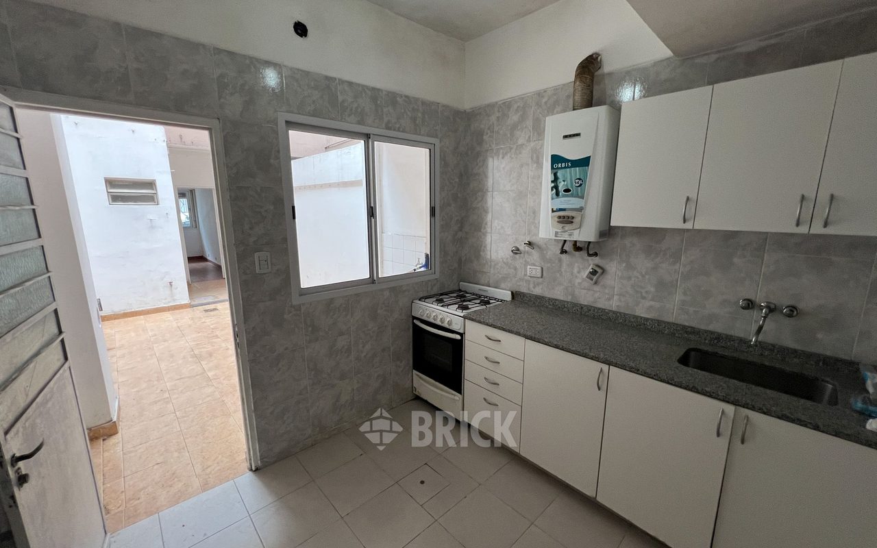 CHILE al 2500 Piso PB 31