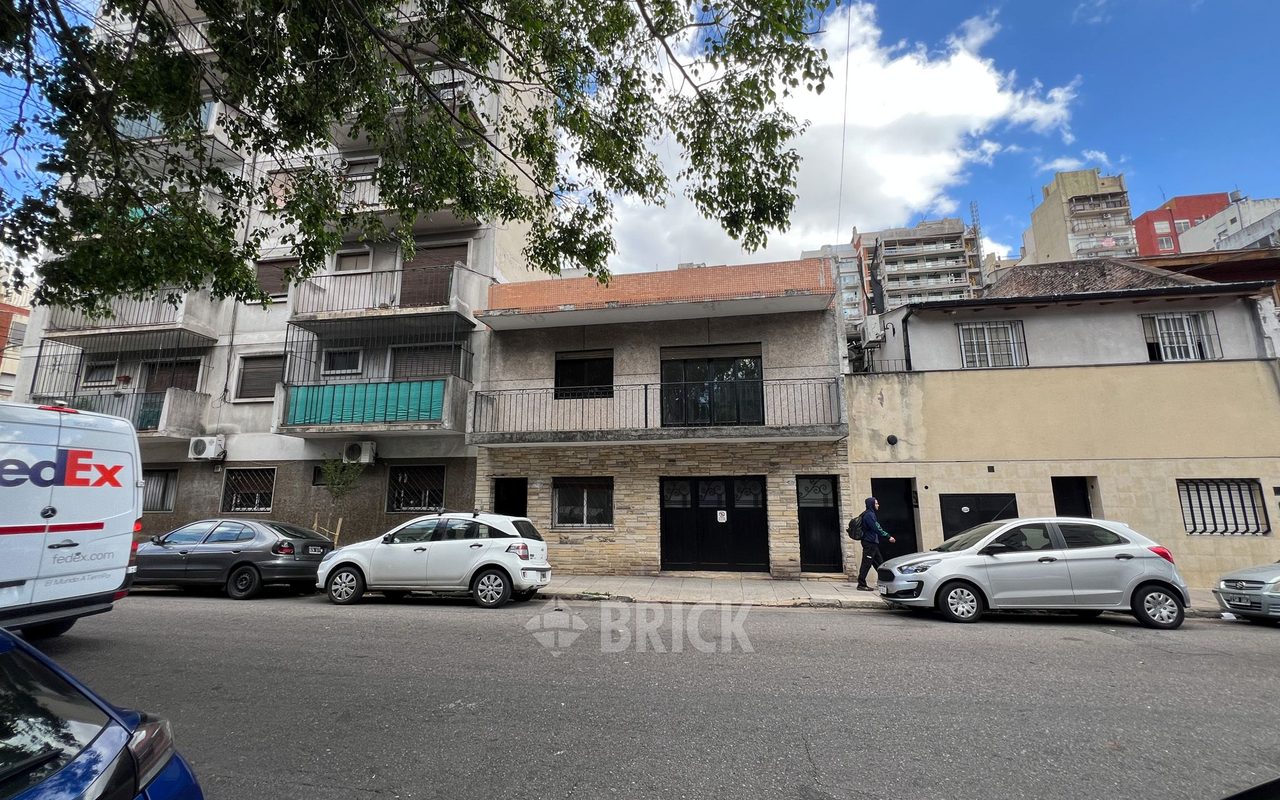 CHILE al 2500 Piso PB 40