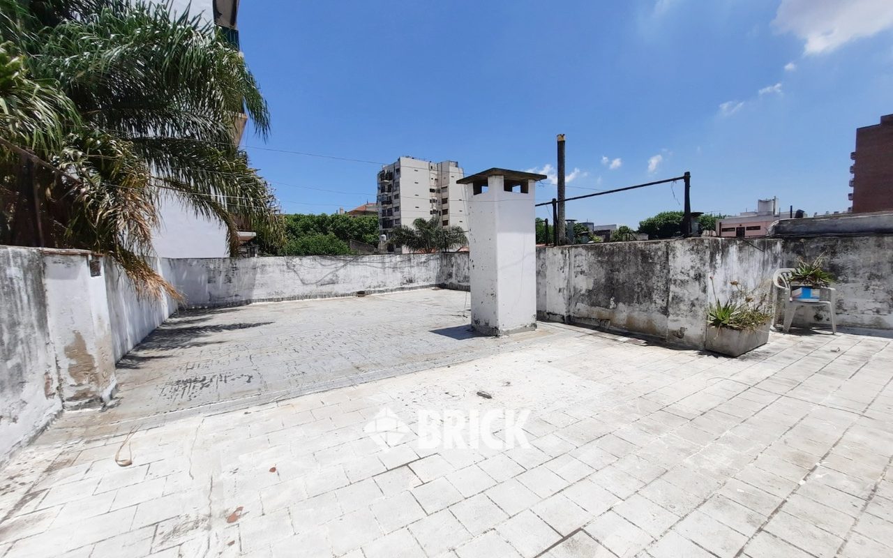 JUJUY, AV. al 2000 Piso PB 18