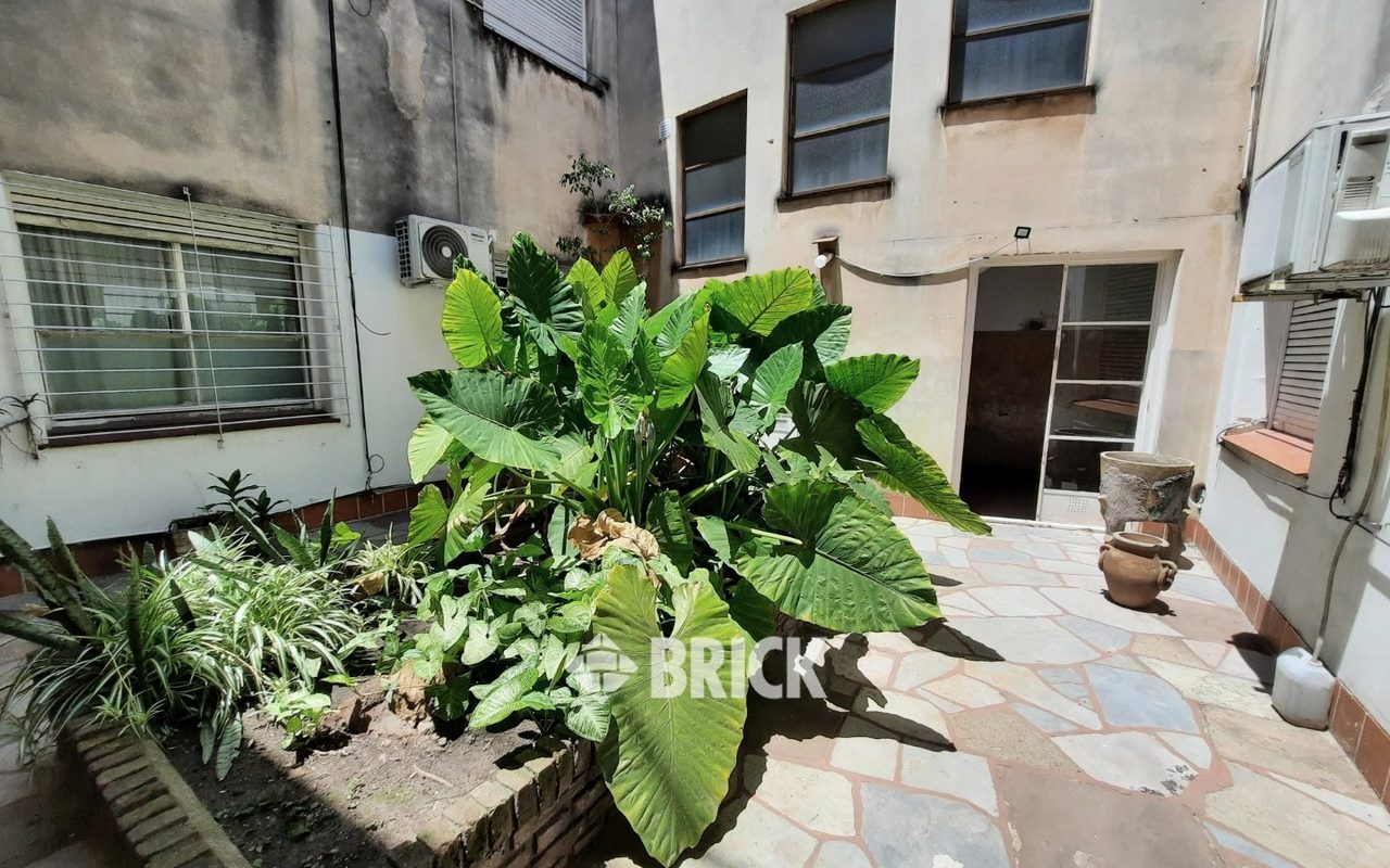 JUJUY, AV. al 2000 Piso PB 22