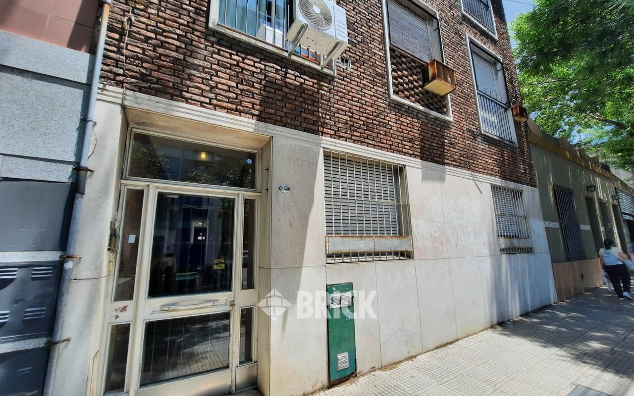 JUJUY, AV. al 2000 Piso PB 25