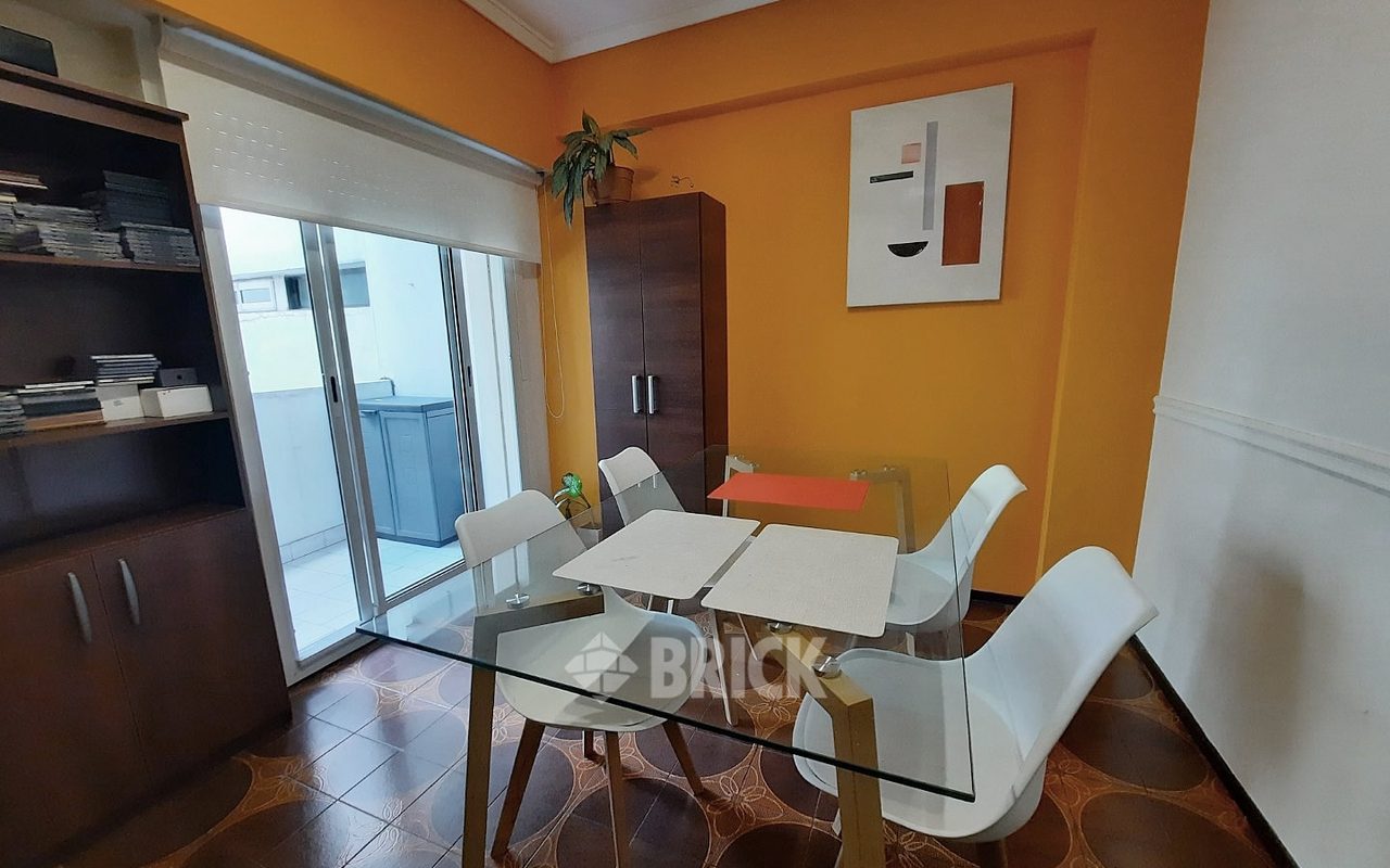 GUEMES al 4100 Piso 5 3