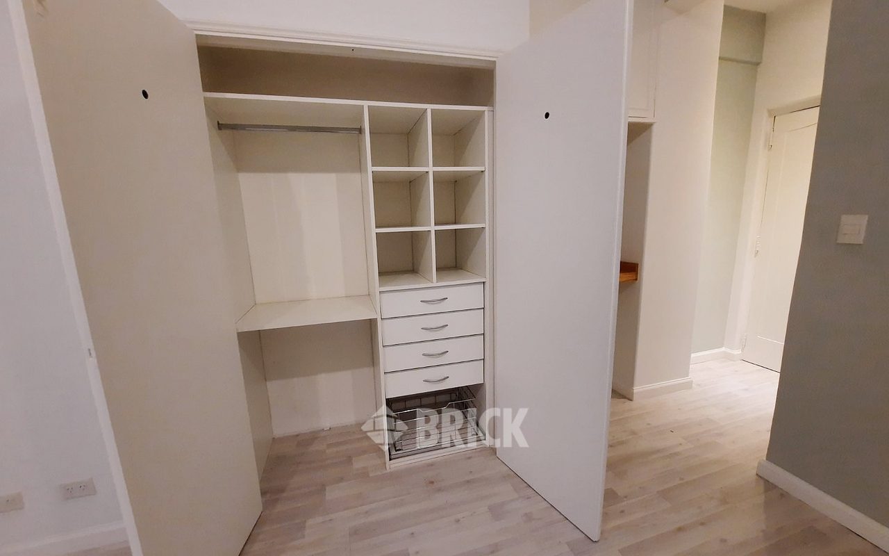 POSADAS al 1400 Piso 1 13