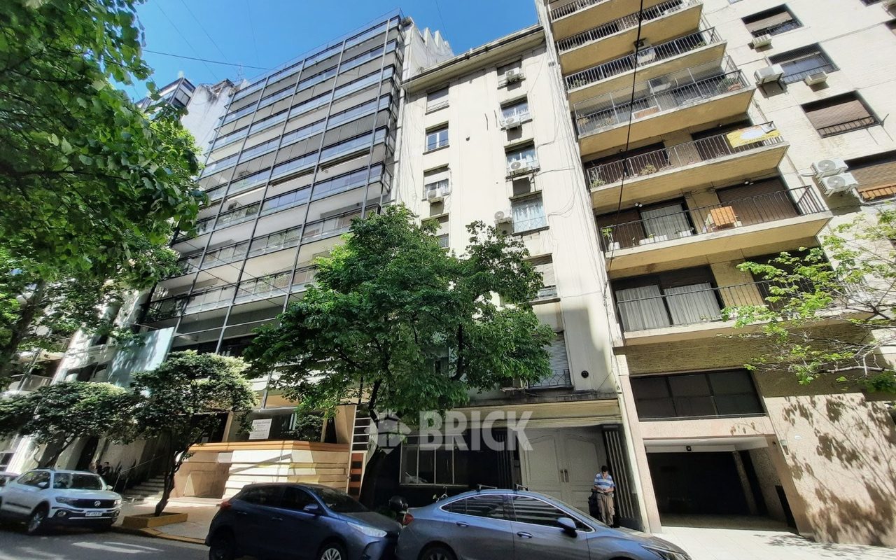 POSADAS al 1400 Piso 1 30