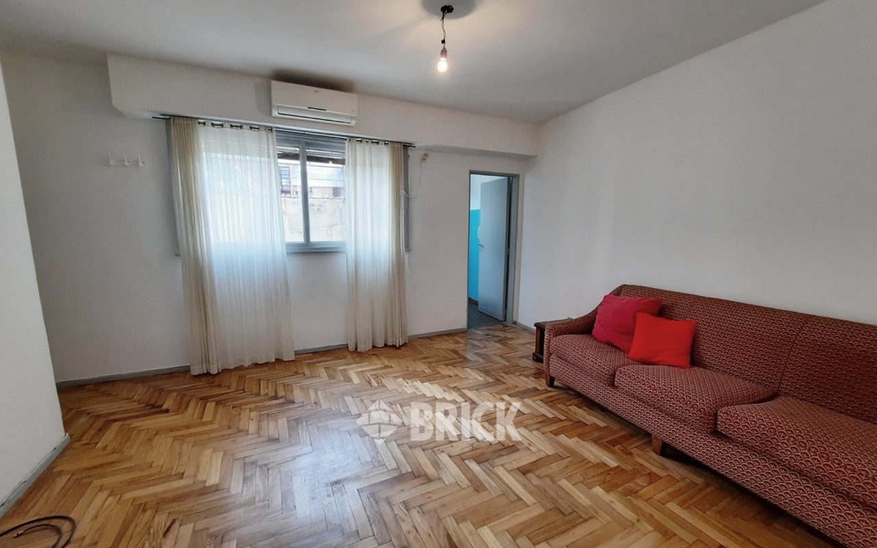 INDEPENDENCIA, AV. al 3100 Piso 2 1