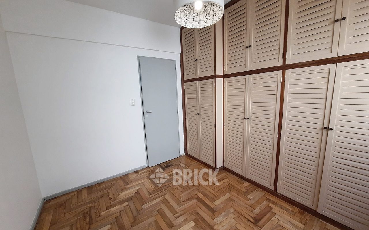 INDEPENDENCIA, AV. al 3100 Piso 2 11