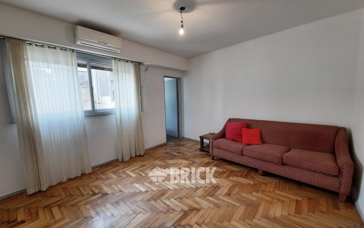 INDEPENDENCIA, AV. al 3100 Piso 2 5