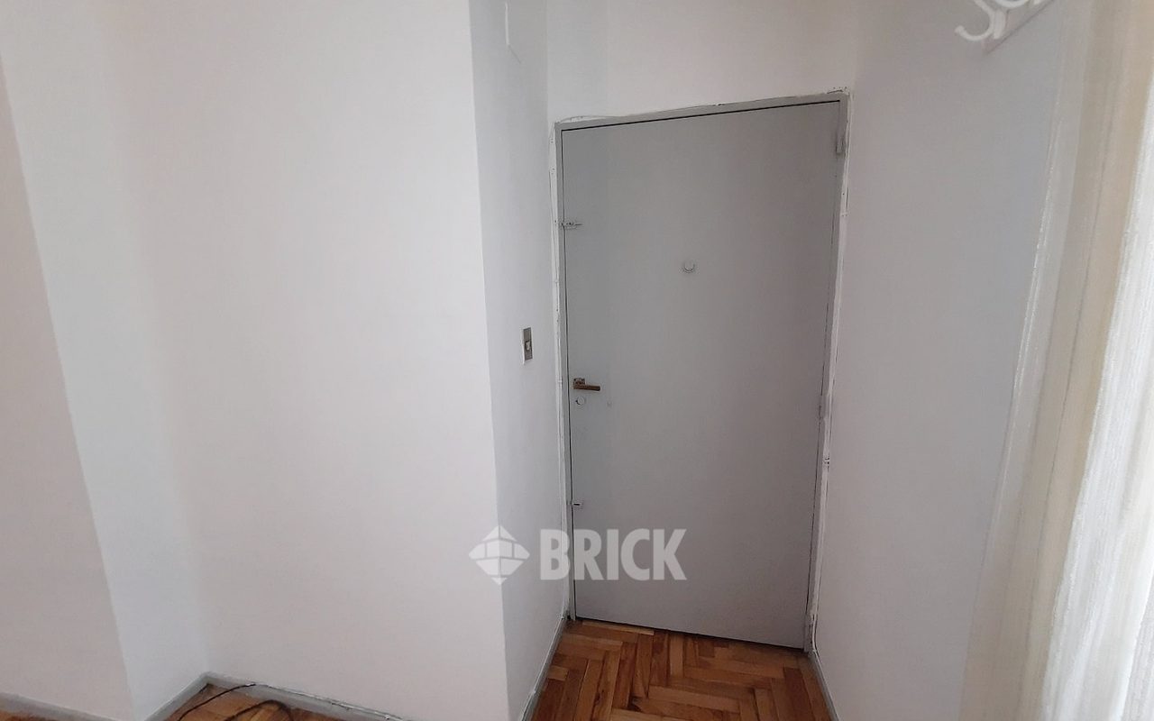 INDEPENDENCIA, AV. al 3100 Piso 2 7