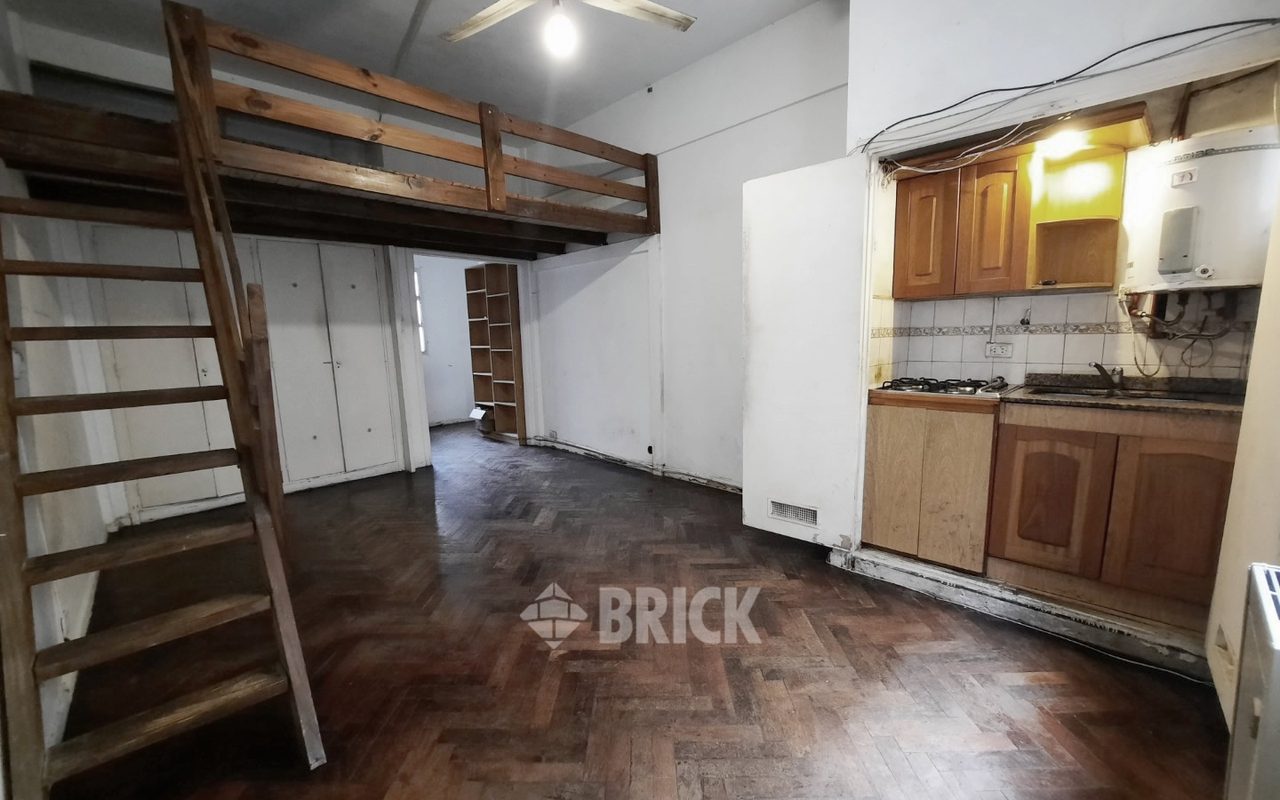 ESMERALDA al 800 Piso 2 1