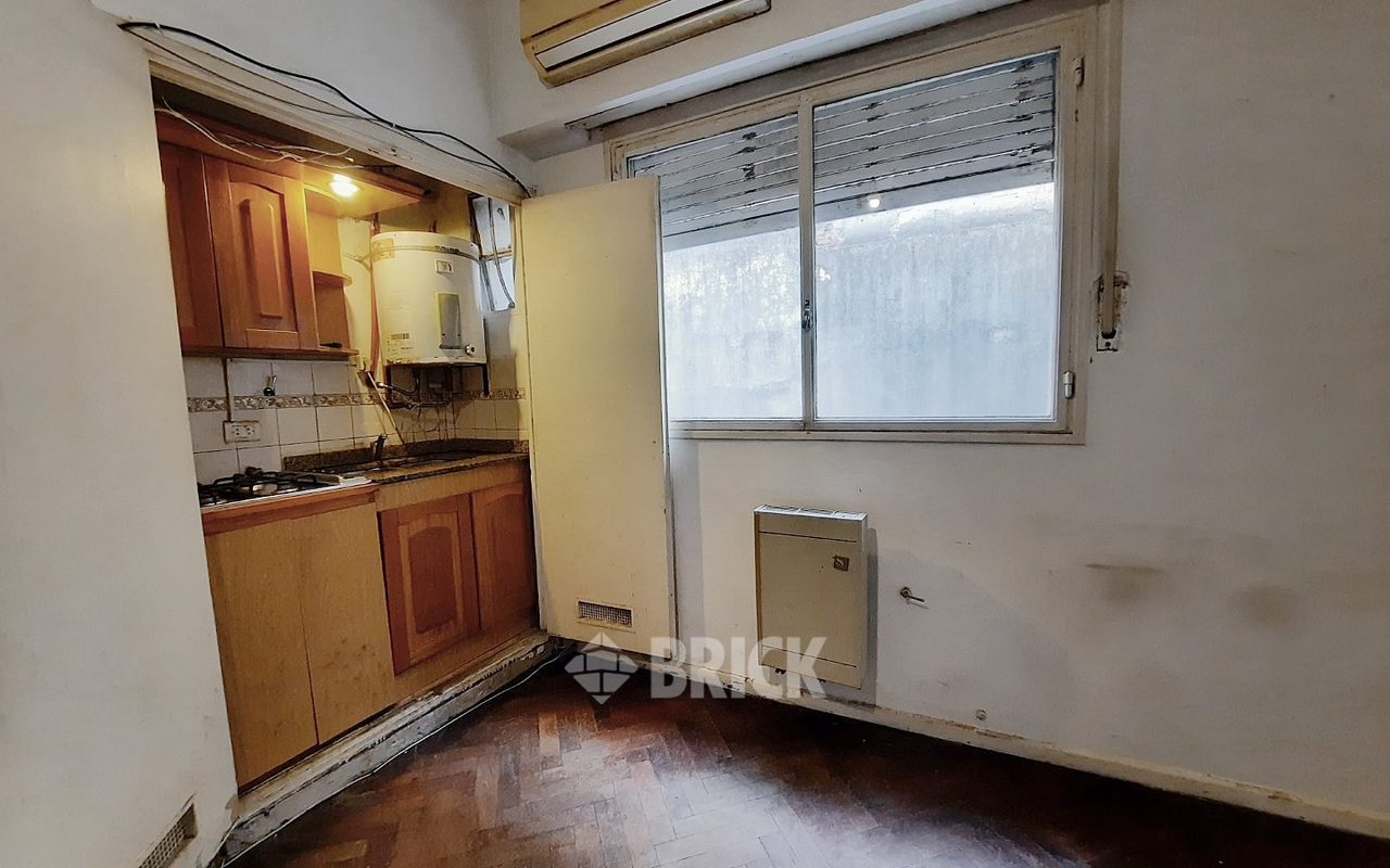 ESMERALDA al 800 Piso 2 5