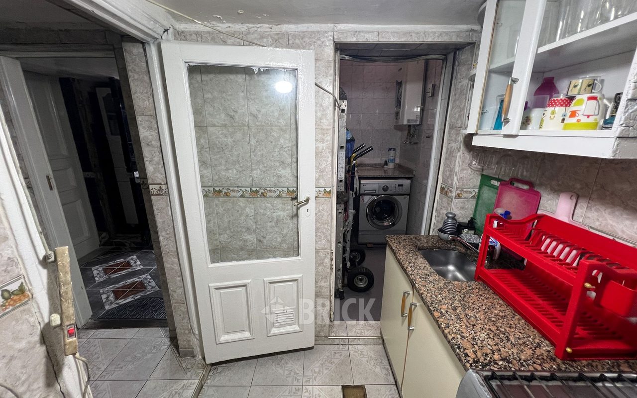 ALSINA, ADOLFO al 3000 Piso PB 15