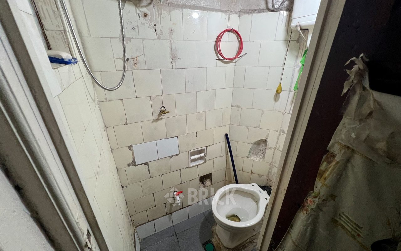 ALSINA, ADOLFO al 3000 Piso PB 19