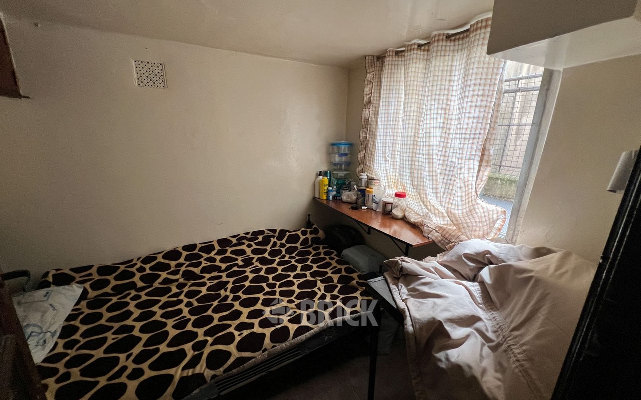 ALSINA, ADOLFO al 3000 Piso PB 21