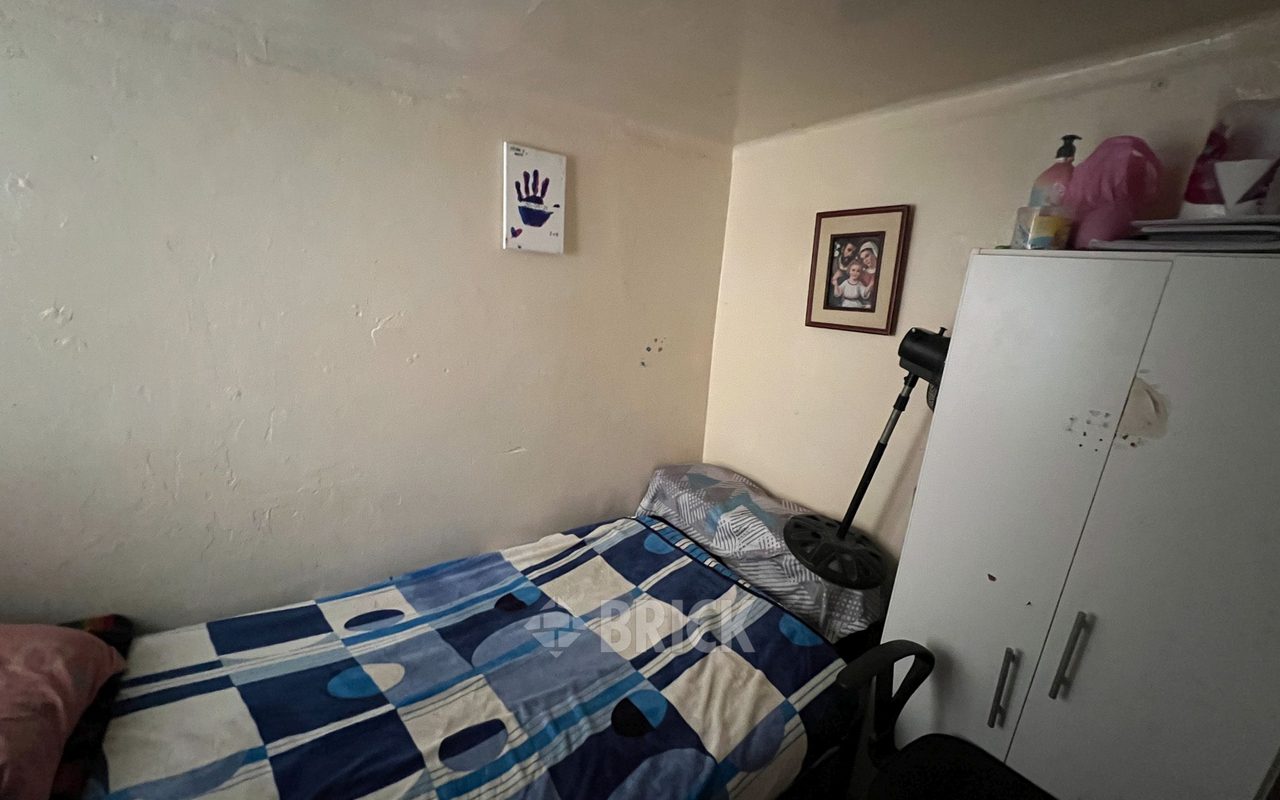 ALSINA, ADOLFO al 3000 Piso PB 22