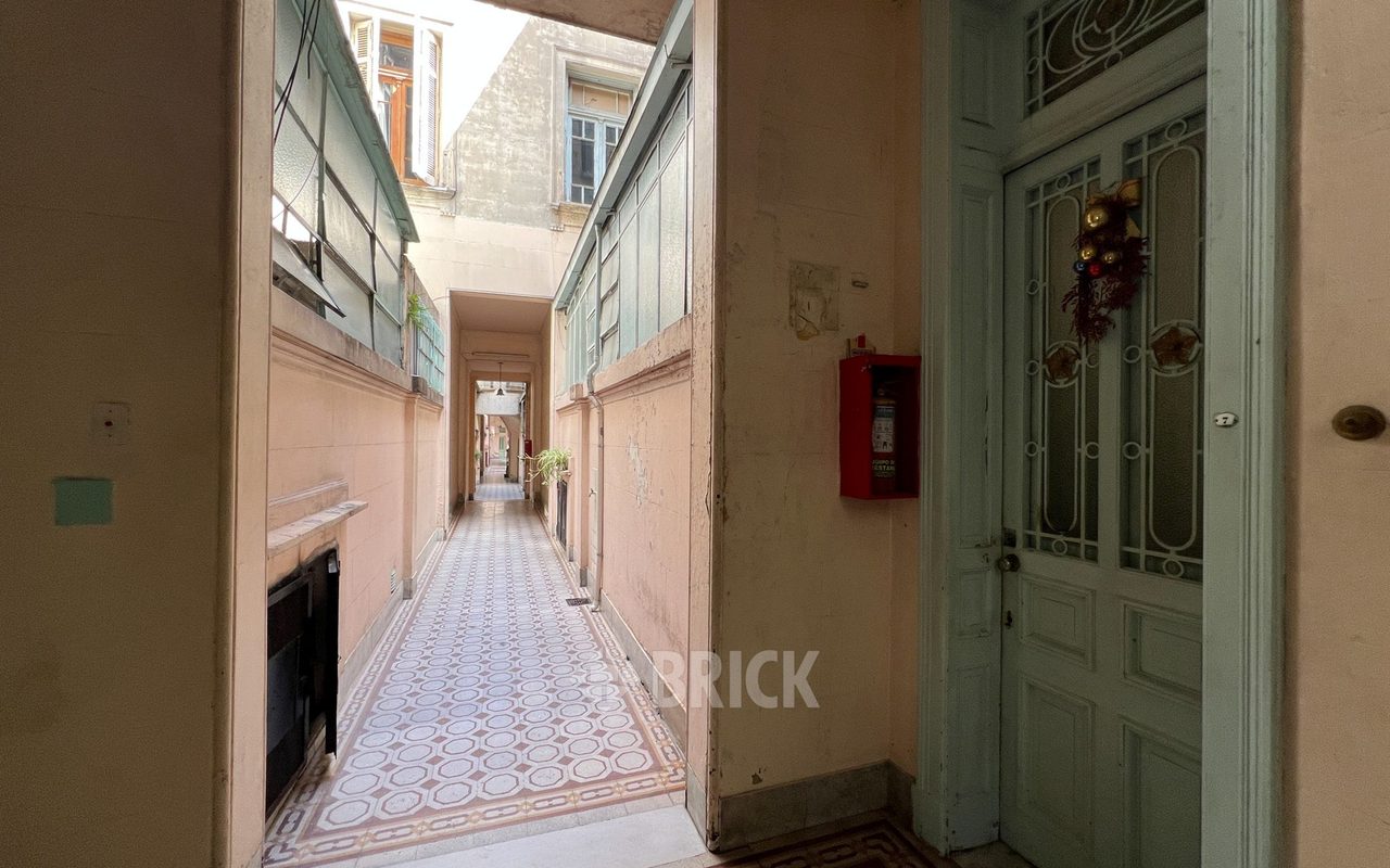 ALSINA, ADOLFO al 3000 Piso PB 24