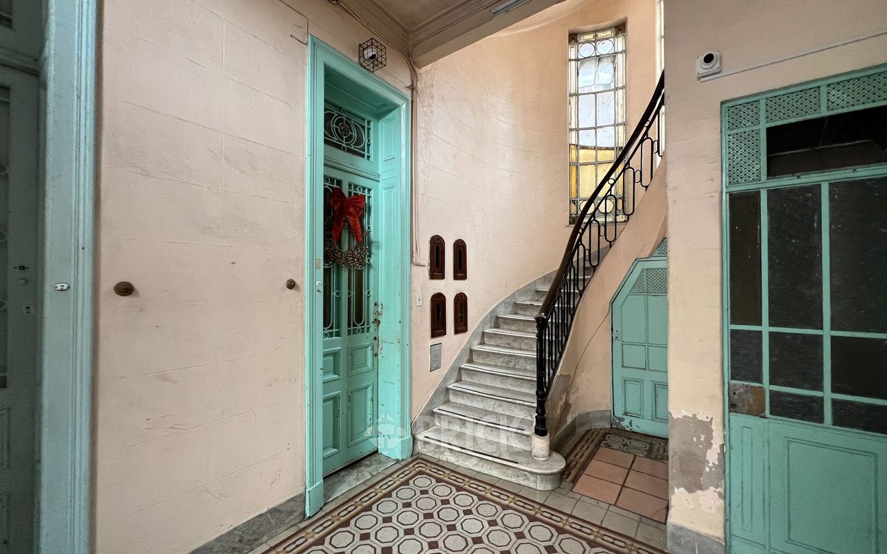 ALSINA, ADOLFO al 3000 Piso PB 25