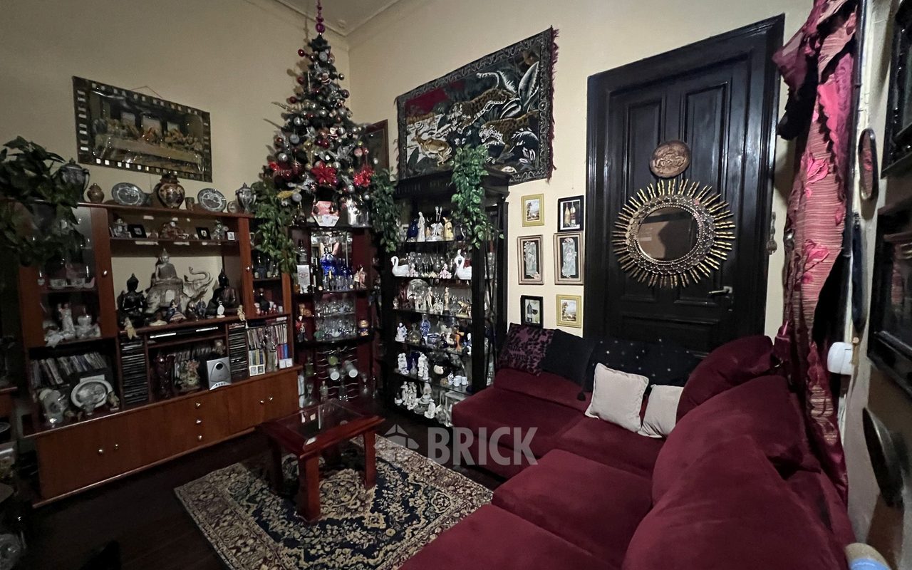 ALSINA, ADOLFO al 3000 Piso PB 3