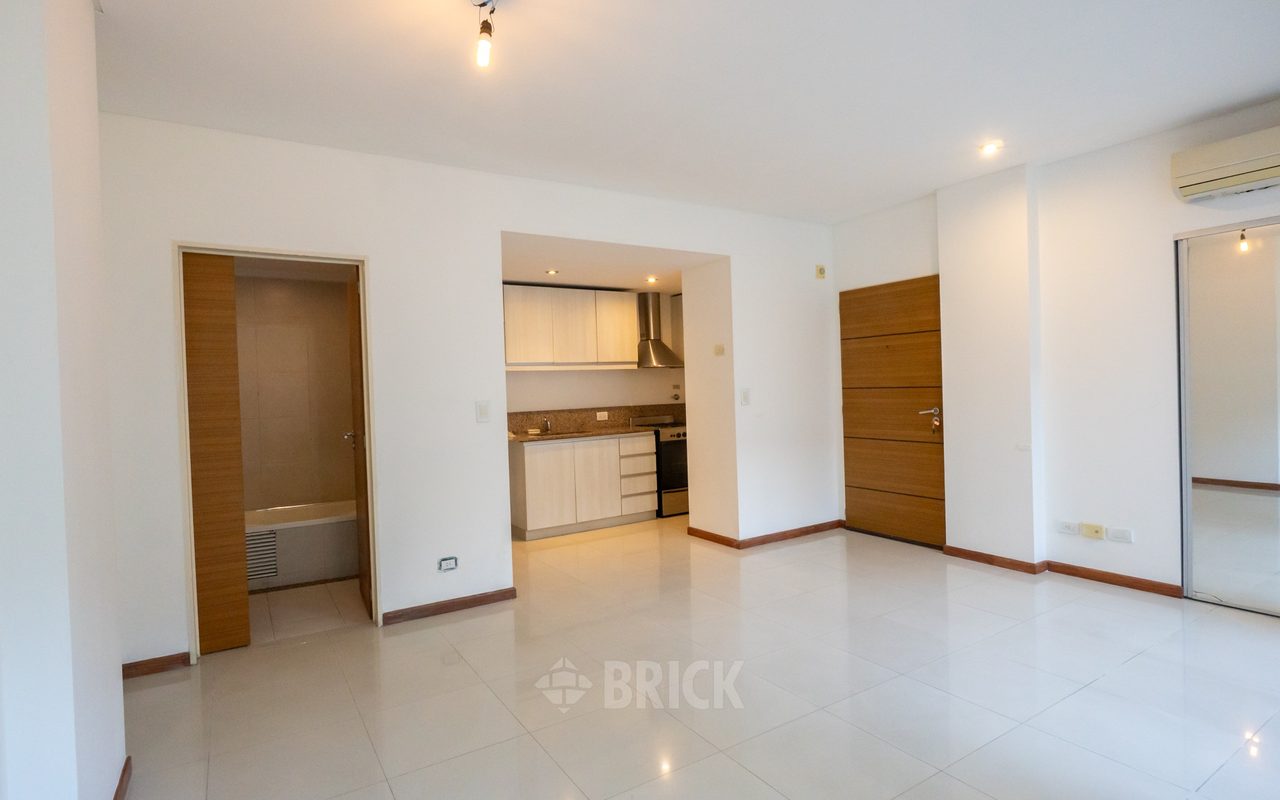 ACHAVAL al 300 Piso 1 1
