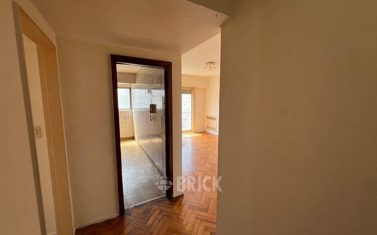 SARMIENTO al 2000 Piso 9 11