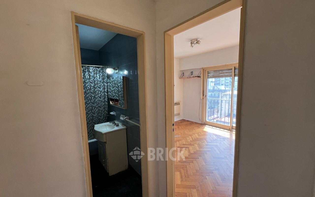 SARMIENTO al 2000 Piso 9 12