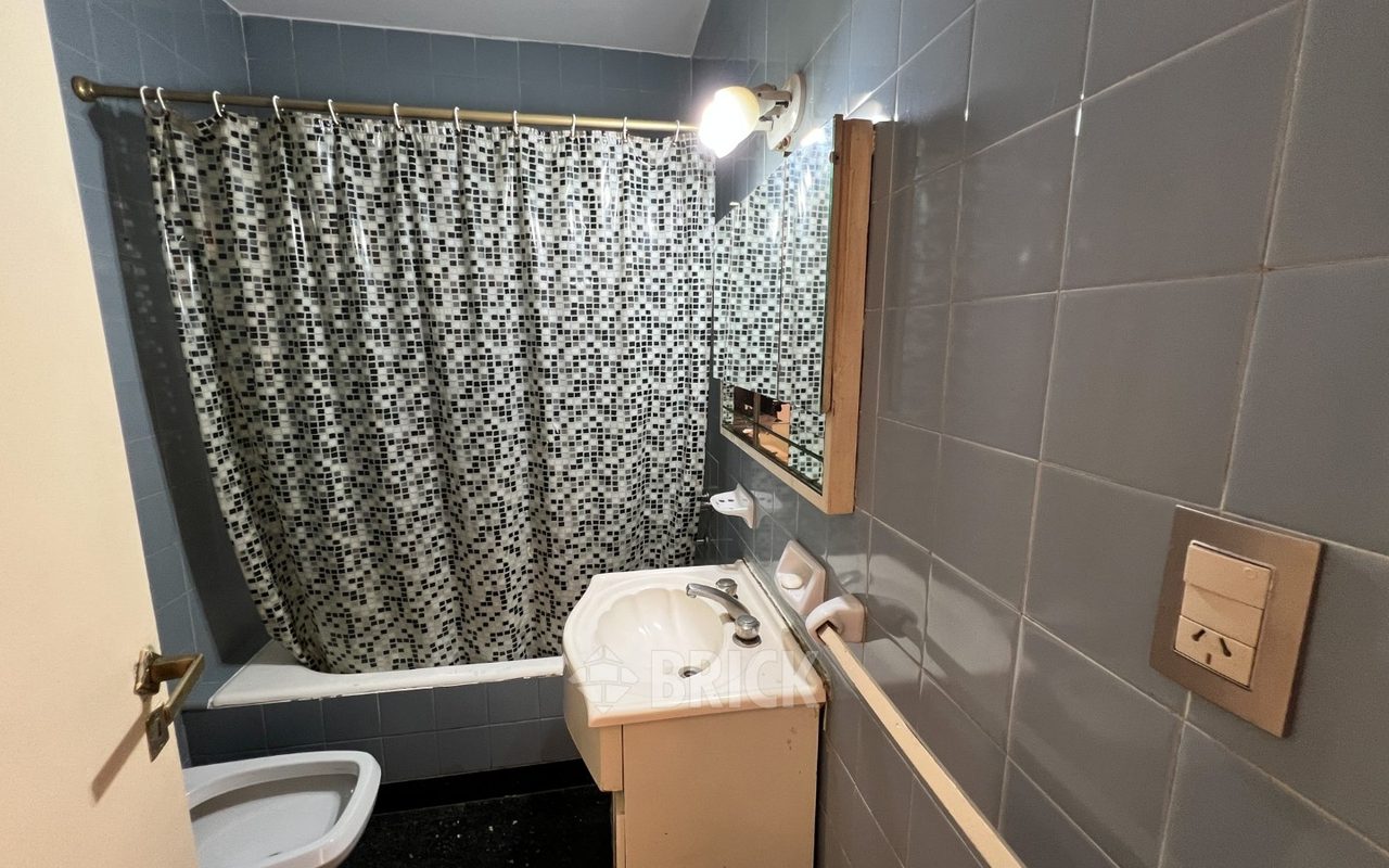 SARMIENTO al 2000 Piso 9 15