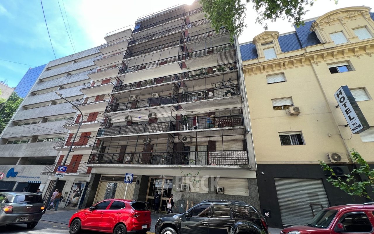 SARMIENTO al 2000 Piso 9 20