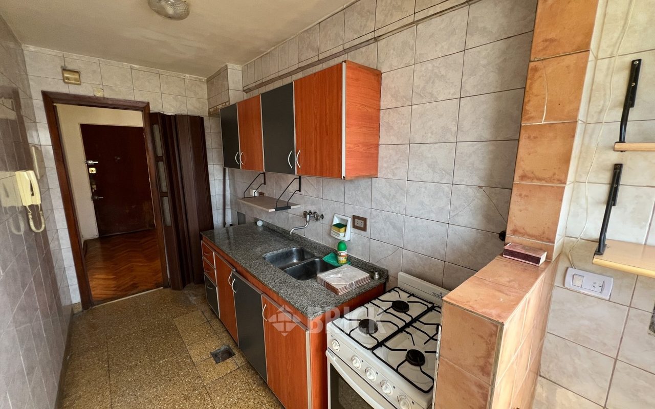 SARMIENTO al 2000 Piso 9 9