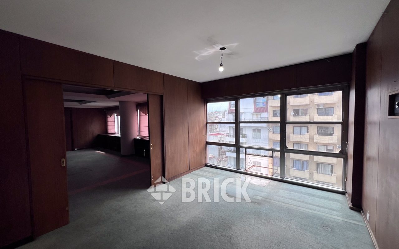 BELGRANO, AV. al 1300 Piso 9 17