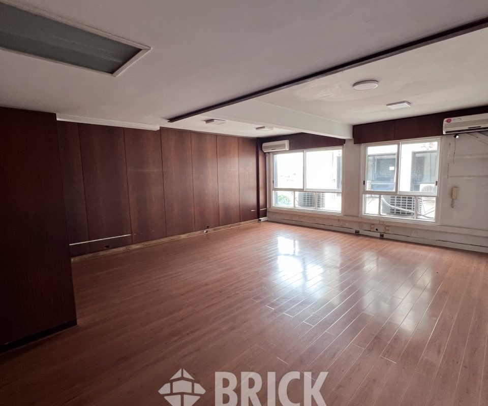 BELGRANO, AV. al 1300 Piso 9 22