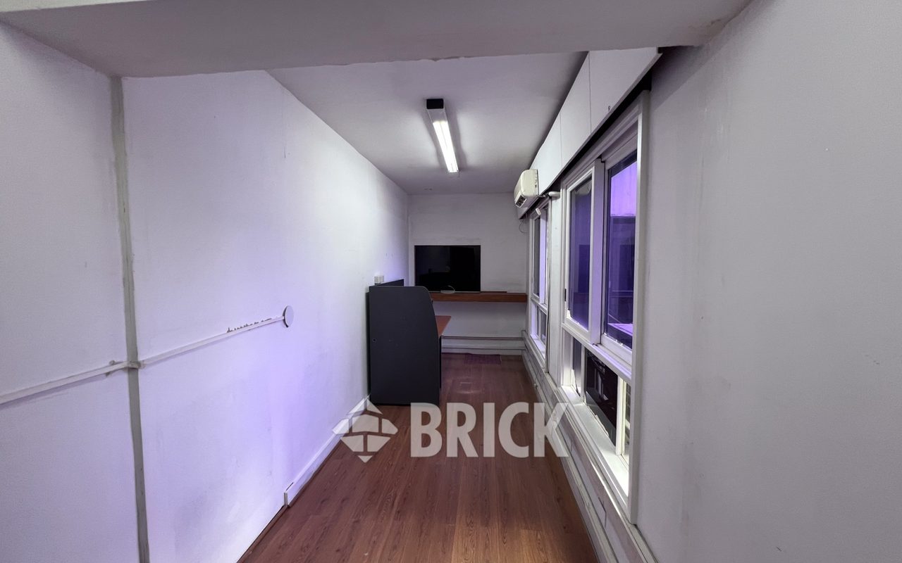 BELGRANO, AV. al 1300 Piso 9 28