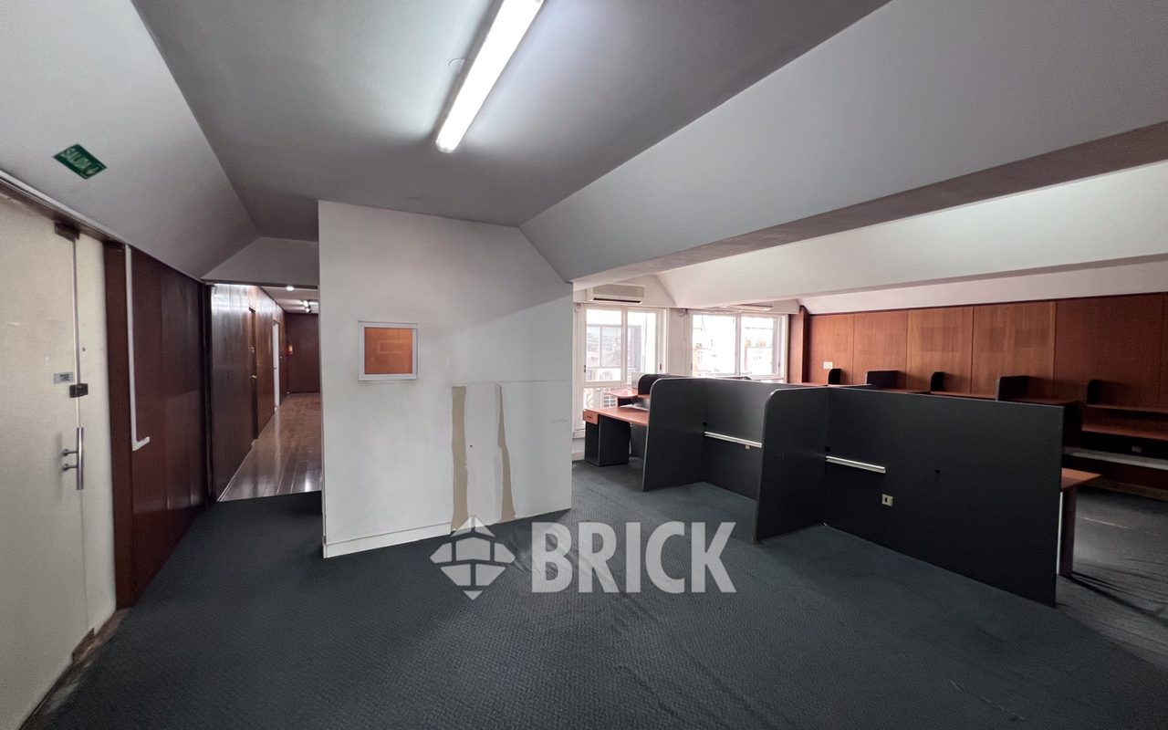 BELGRANO, AV. al 1300 Piso 9 30