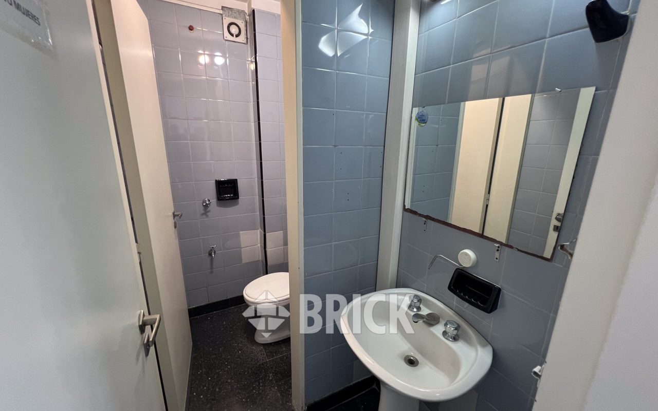 BELGRANO, AV. al 1300 Piso 9 34