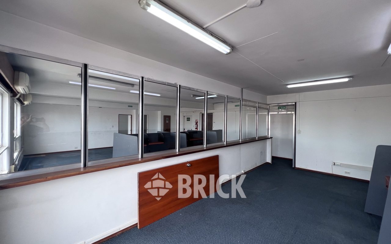 BELGRANO, AV. al 1300 Piso 9 36