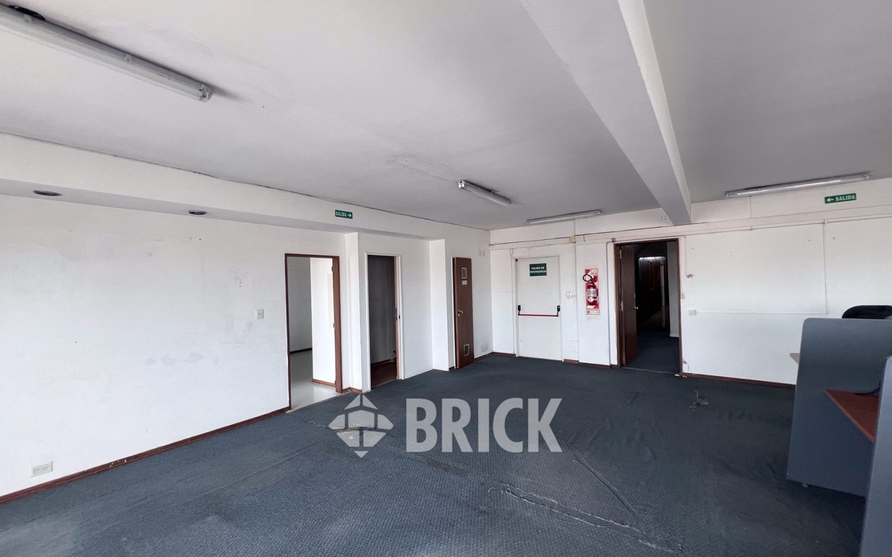 BELGRANO, AV. al 1300 Piso 9 38