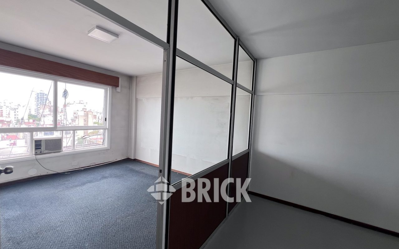 BELGRANO, AV. al 1300 Piso 9 40