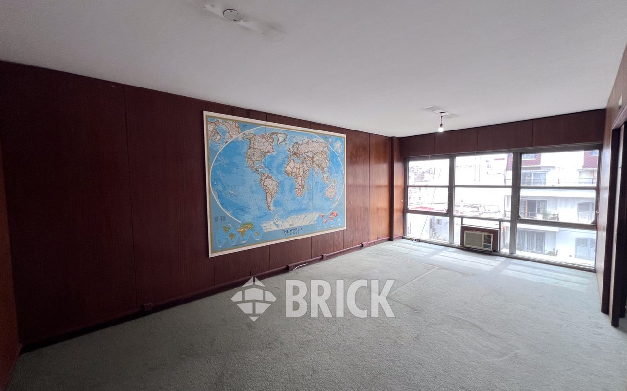 BELGRANO, AV. al 1300 Piso 9 7