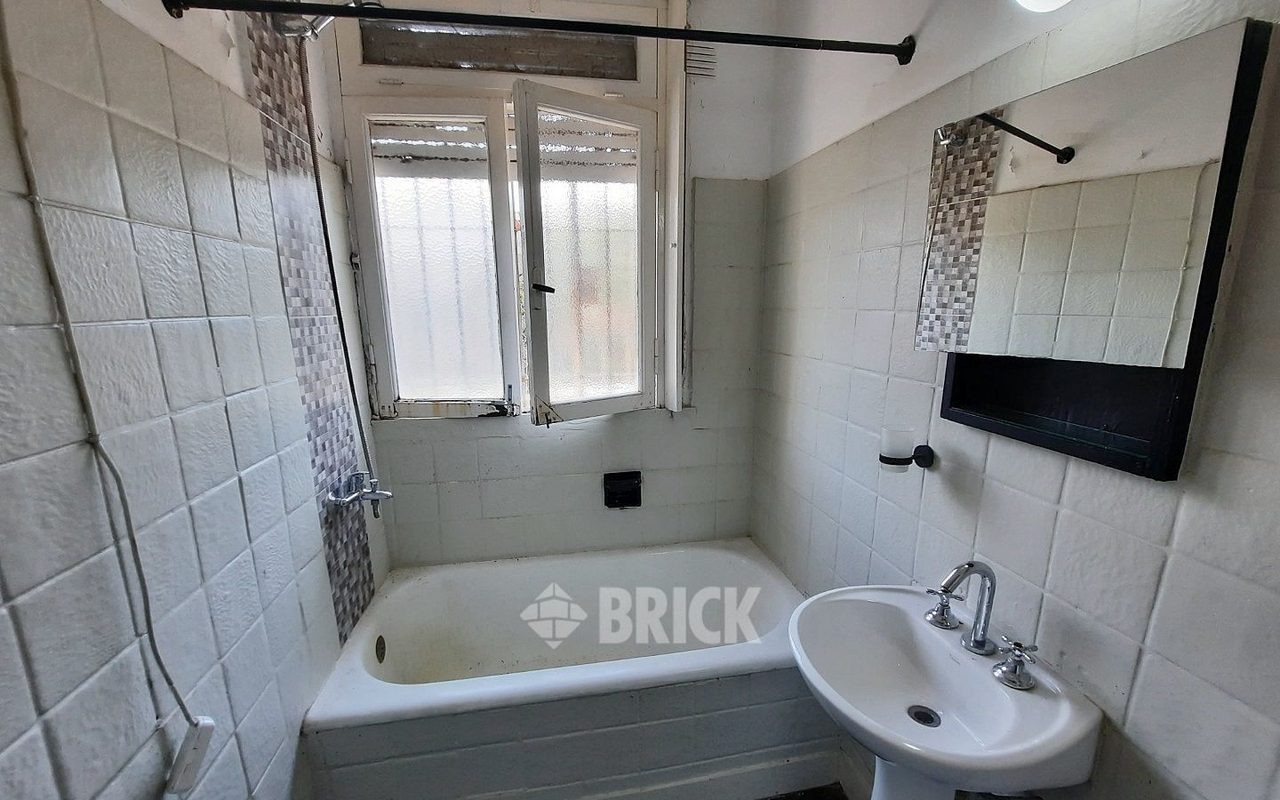 MONROE al 1300 Piso 1 14