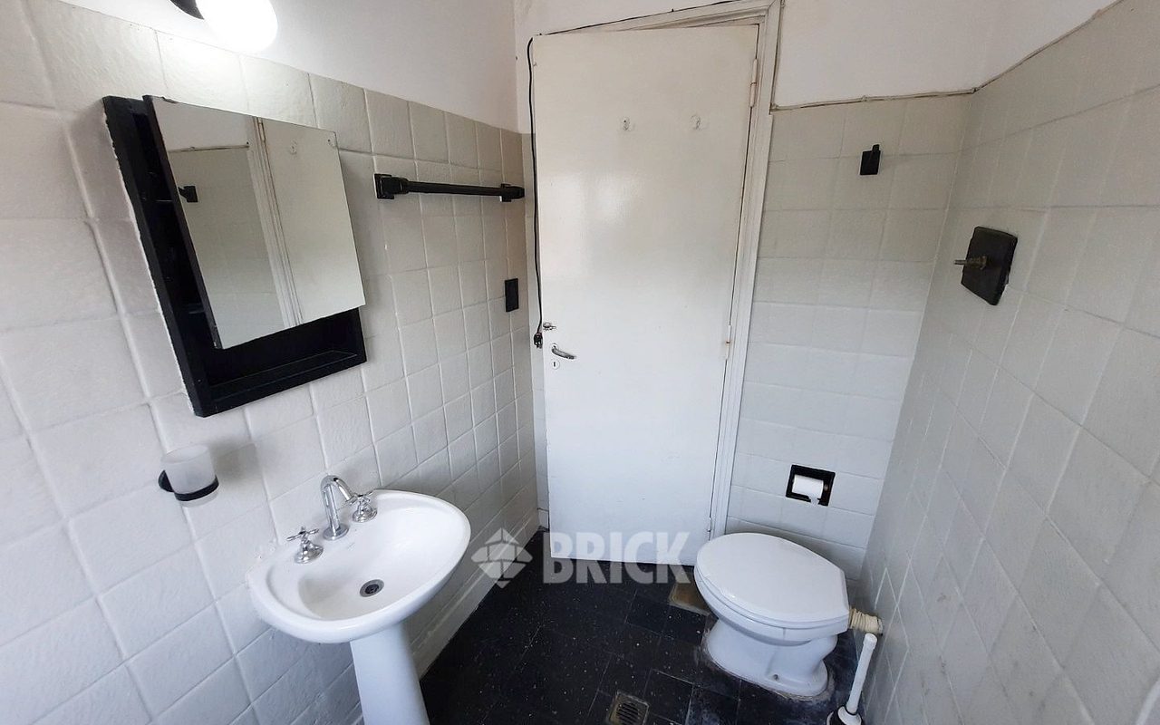 MONROE al 1300 Piso 1 15