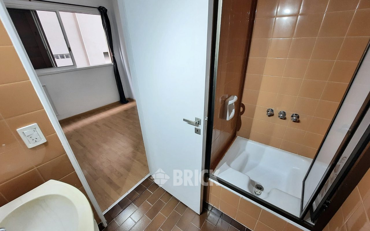 TUCUMAN al 3700 Piso 3 11