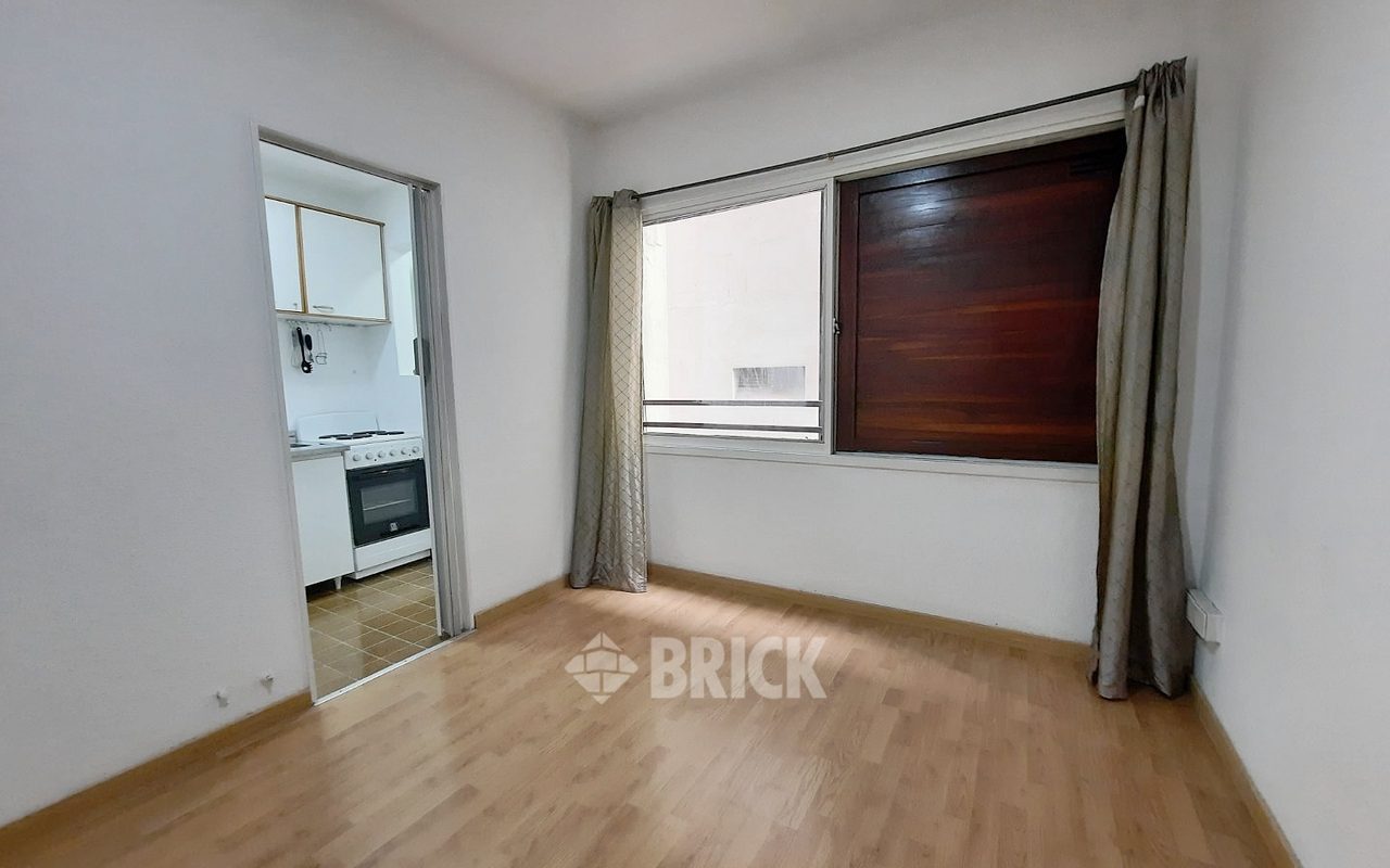 TUCUMAN al 3700 Piso 3 3