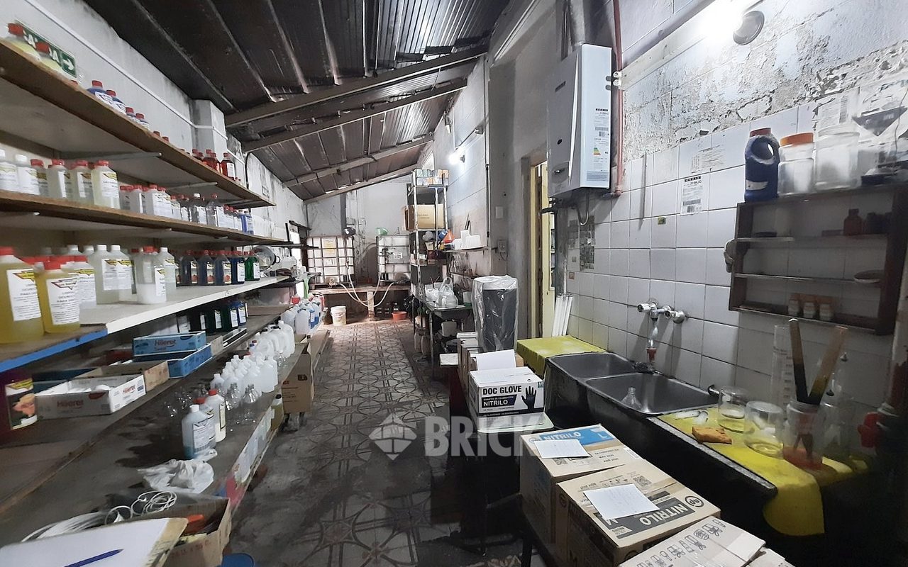 ALVAREZ THOMAS, AV. al 700 14