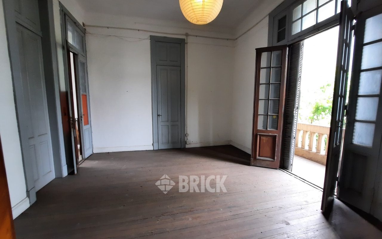 ALVAREZ THOMAS, AV. al 700 36