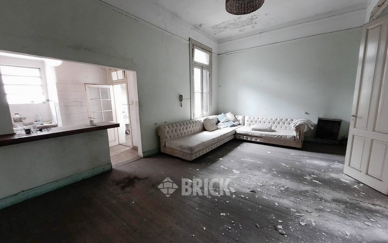 ALVAREZ THOMAS, AV. al 700 53