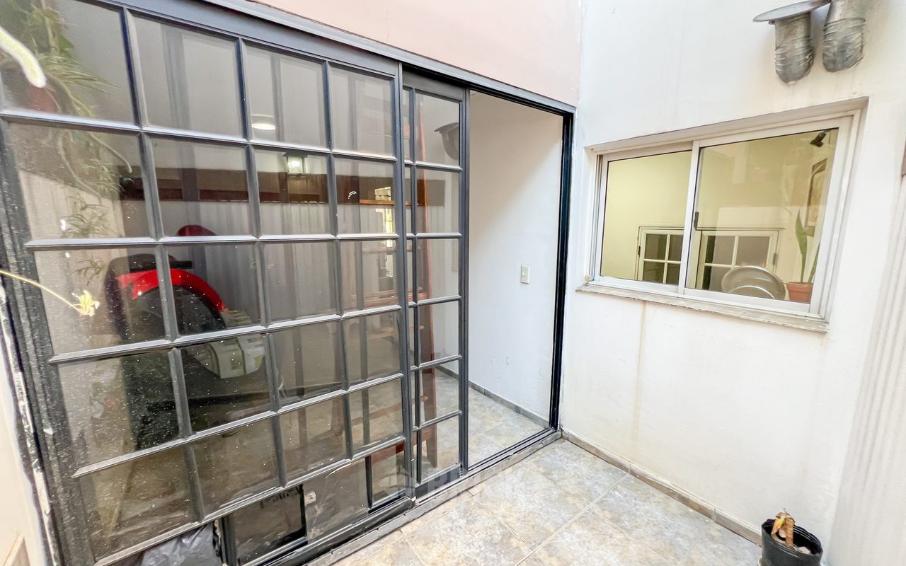 DOBLAS al 1700 Piso PB 11