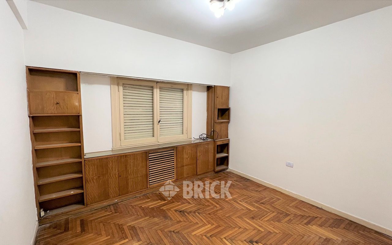 BACACAY al 2500 Piso 1 12